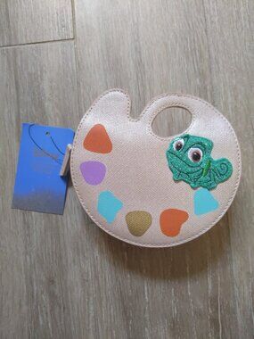 RARE! danielle nicole disney tangled pascal makeup bag w/ palette design